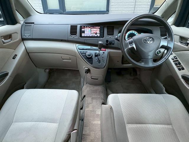 アイシス プラタナリミテッド　純正ＨＤＤナビ　ＴＶ　プッシュスタート　両側スライドドア　バックカメラ　ＥＴＣ　社外エンスタ　前後ドラレコ　スタットレス付き（5枚目）