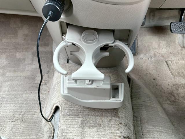 アイシス プラタナリミテッド　純正ＨＤＤナビ　ＴＶ　プッシュスタート　両側スライドドア　バックカメラ　ＥＴＣ　社外エンスタ　前後ドラレコ　スタットレス付き（41枚目）