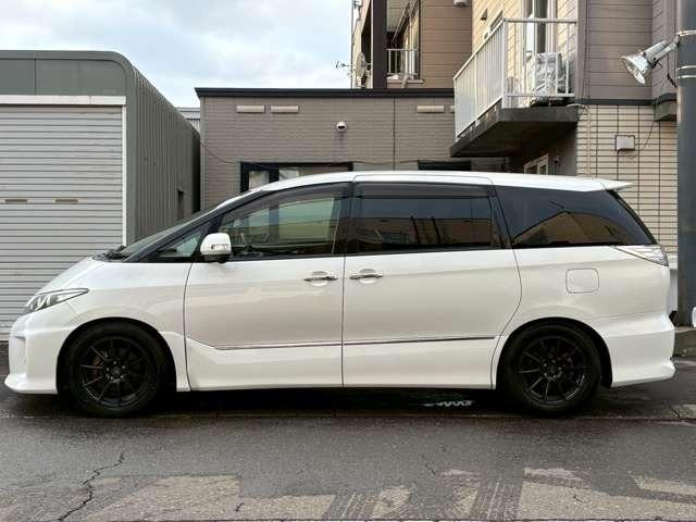 エスティマ アエラス プレミアムエディション 4WD オートクルーズコントロール スライドドア HID スマートキー CVT アルミホイール 盗難防止システム 衝突安全ボディ ABS エアコン パワーステアリング パワーウィンドウ(11枚目)