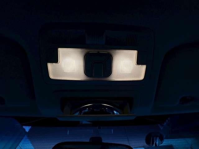 エスティマ アエラス プレミアムエディション 4WD オートクルーズコントロール スライドドア HID スマートキー CVT アルミホイール 盗難防止システム 衝突安全ボディ ABS エアコン パワーステアリング パワーウィンドウ(28枚目)