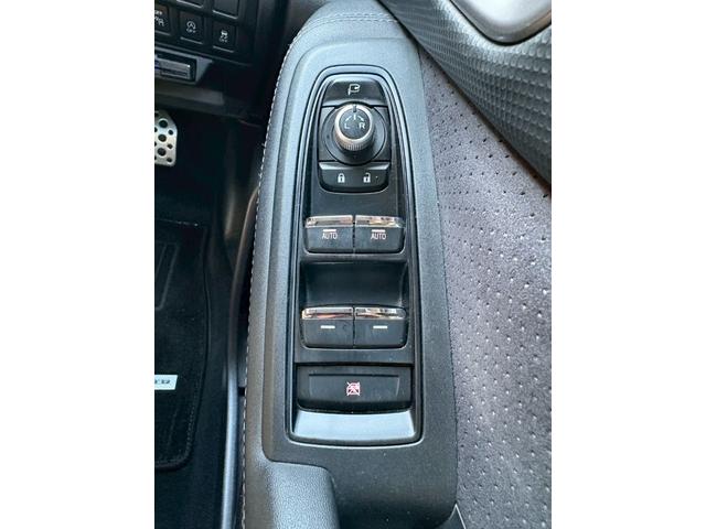 フォレスター スポーツ　４ＷＤ　クリアランスソナー　オートクルーズコントロール　衝突被害軽減システム　ＬＥＤヘッドランプ　アルミホイール　スマートキー　ＣＶＴ　盗難防止システム　衝突安全ボディ　ＡＢＳ　ＥＳＣ　エアコン（39枚目）