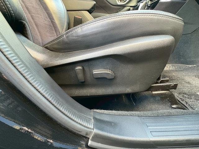 フォレスター スポーツ　４ＷＤ　クリアランスソナー　オートクルーズコントロール　衝突被害軽減システム　ＬＥＤヘッドランプ　アルミホイール　スマートキー　ＣＶＴ　盗難防止システム　衝突安全ボディ　ＡＢＳ　ＥＳＣ　エアコン（58枚目）