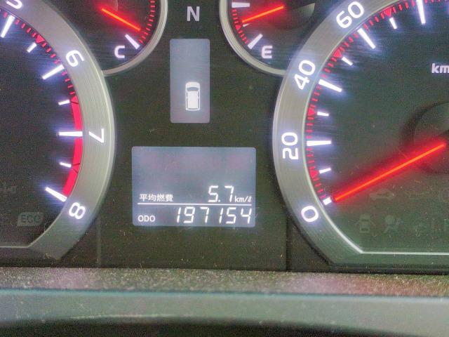 ヴェルファイア ２．４Ｚ　プラチナムセレクション　両側電動スライドドア　フルセグナビ　Ｂカメラ　後席モニター　障害物ソナー　パワーバックドア　左右独立ＡＡＣ　リヤＡＡＣ　１６インチ冬タイヤ＆２０インチ夏タイヤ　オットマン　ＥＴＣ　ＨＩＤ　フォグランプ（15枚目）