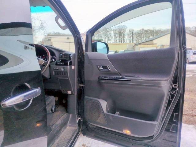 ヴェルファイア ２．４Ｚ　プラチナムセレクション　両側電動スライドドア　フルセグナビ　Ｂカメラ　後席モニター　障害物ソナー　パワーバックドア　左右独立ＡＡＣ　リヤＡＡＣ　１６インチ冬タイヤ＆２０インチ夏タイヤ　オットマン　ＥＴＣ　ＨＩＤ　フォグランプ（32枚目）