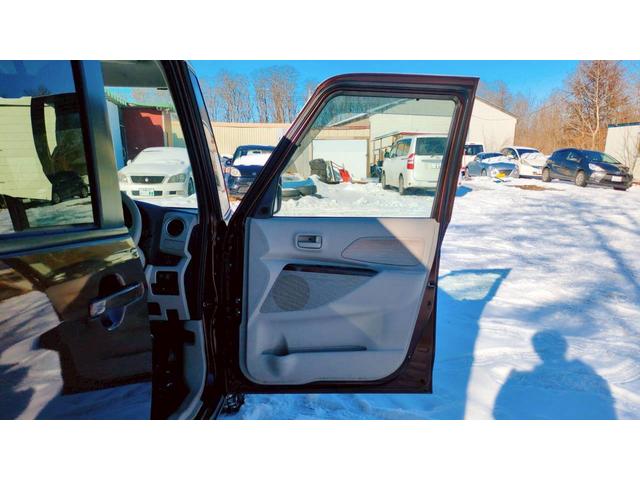 デイズルークス Ｘ　保証も選べる　全周囲カメラ　両側スライド・片側電動　スマートキー　アイドリングストップ　電動格納ミラー　ベンチシート　ＣＶＴ　盗難防止システム　ＡＢＳ　衝突安全ボディ　エアコン　リア席サーキュレーター（22枚目）