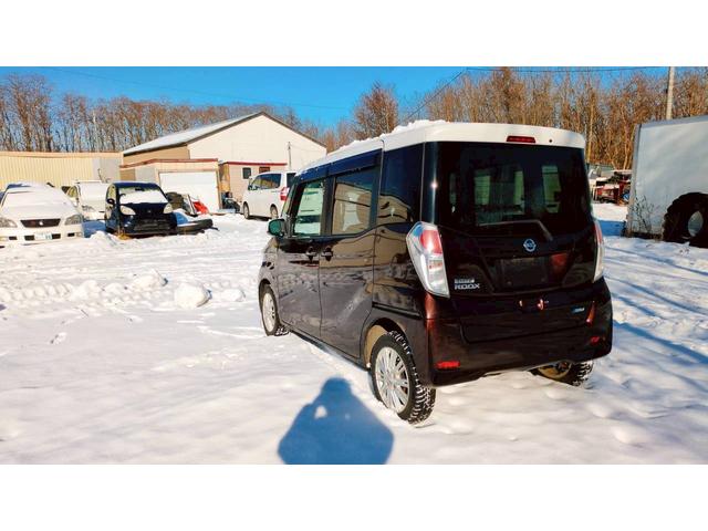 デイズルークス Ｘ　保証も選べる　全周囲カメラ　両側スライド・片側電動　スマートキー　アイドリングストップ　電動格納ミラー　ベンチシート　ＣＶＴ　盗難防止システム　ＡＢＳ　衝突安全ボディ　エアコン　リア席サーキュレーター（30枚目）