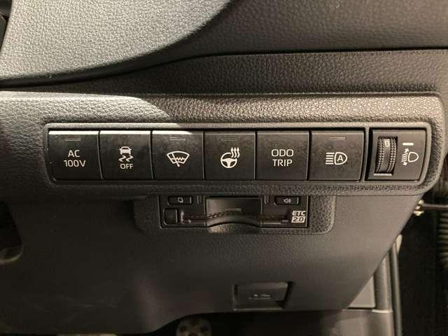 カローラツーリング １．８　ハイブリッド　ＷｘＢ　Ｅ－Ｆｏｕｒ　４ＷＤ（9枚目）