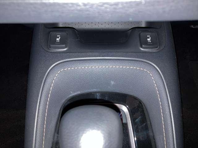 カローラツーリング １．８　ハイブリッド　ＷｘＢ　Ｅ－Ｆｏｕｒ　４ＷＤ（10枚目）