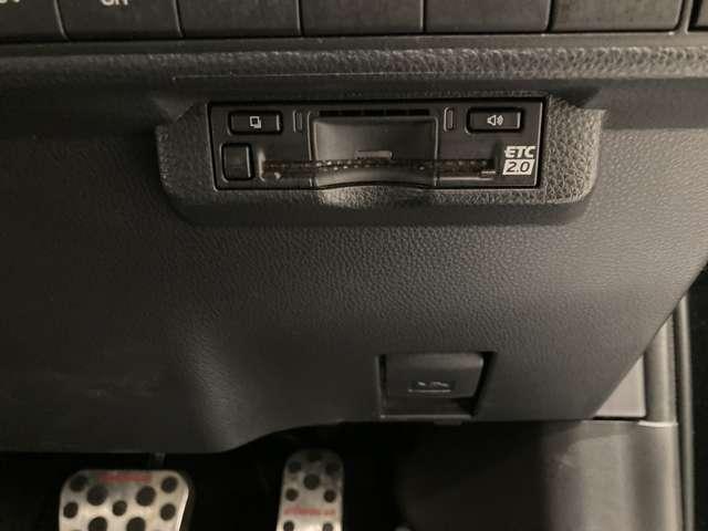 カローラツーリング １．８　ハイブリッド　ＷｘＢ　Ｅ－Ｆｏｕｒ　４ＷＤ（11枚目）