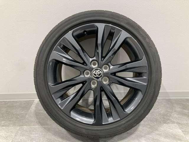 カローラツーリング １．８　ハイブリッド　ＷｘＢ　Ｅ－Ｆｏｕｒ　４ＷＤ（19枚目）