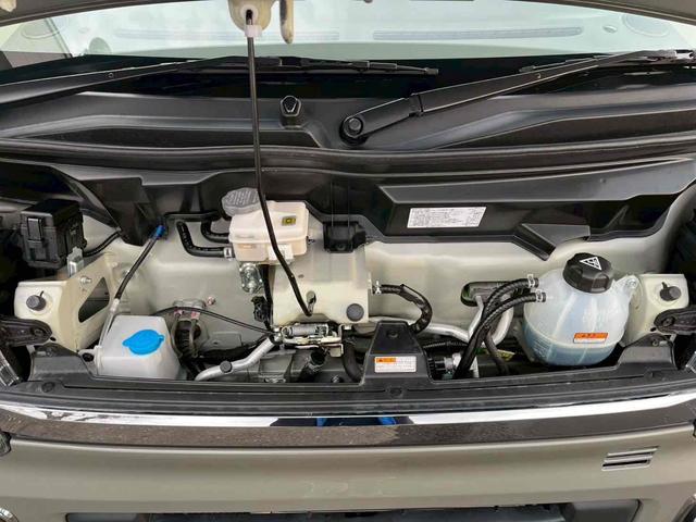 エブリイワゴン ＰＺターボ　４ＷＤ　バックカメラ　両側スライド・片側電動　クリアランスソナー　レーンアシスト　衝突被害軽減システム　オートライト　スマートキー　アイドリングストップ　電動格納ミラー　シートヒーター　ベンチシート（13枚目）