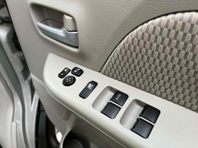 エブリイワゴン ＰＺターボ　４ＷＤ　バックカメラ　両側スライド・片側電動　クリアランスソナー　レーンアシスト　衝突被害軽減システム　オートライト　スマートキー　アイドリングストップ　電動格納ミラー　シートヒーター　ベンチシート（42枚目）