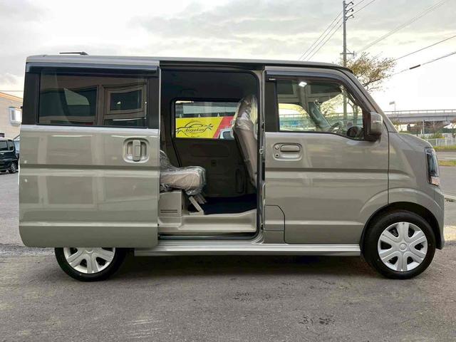 エブリイワゴン ＰＺターボ　４ＷＤ　バックカメラ　両側スライド・片側電動　クリアランスソナー　レーンアシスト　衝突被害軽減システム　オートライト　スマートキー　アイドリングストップ　電動格納ミラー　シートヒーター　ベンチシート（47枚目）