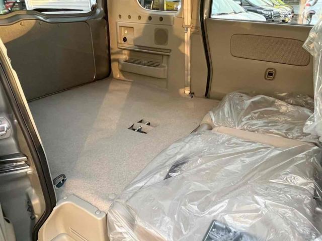 エブリイワゴン ＰＺターボ　４ＷＤ　バックカメラ　両側スライド・片側電動　クリアランスソナー　レーンアシスト　衝突被害軽減システム　オートライト　スマートキー　アイドリングストップ　電動格納ミラー　シートヒーター　ベンチシート（50枚目）