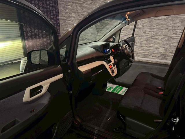 ステラ Ｇ　スマートアシスト　４ＷＤ　衝突被害軽減システム　オートライト　スマートキー　アイドリングストップ　電動格納ミラー　ベンチシート　ＣＶＴ　盗難防止システム　ＡＢＳ　ＥＳＣ　ＣＤ　アルミホイール　衝突安全ボディ　エアコン（48枚目）