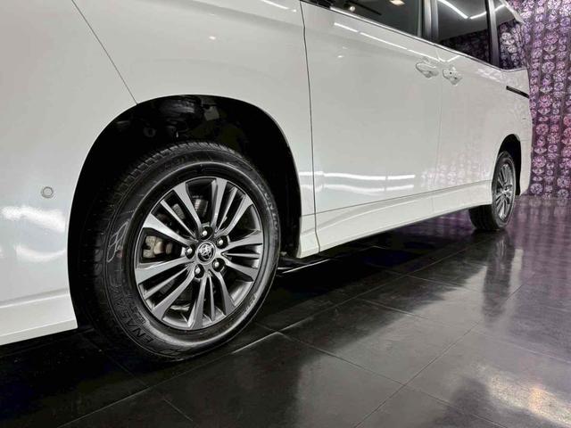 ヴォクシー S-Z 4WD ドライブレコーダー ETC 全周囲カメラ オートクルーズコントロール パークアシスト 衝突被害軽減システム 両側電動スライドドア オートマチックハイビーム オートライト LEDヘッドランプ(16枚目)