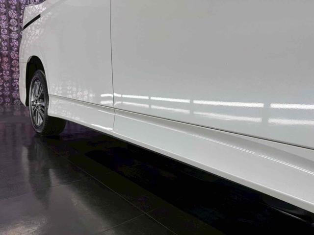 ヴォクシー S-Z 4WD ドライブレコーダー ETC 全周囲カメラ オートクルーズコントロール パークアシスト 衝突被害軽減システム 両側電動スライドドア オートマチックハイビーム オートライト LEDヘッドランプ(20枚目)