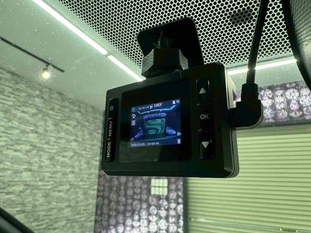 ヴォクシー S-Z 4WD ドライブレコーダー ETC 全周囲カメラ オートクルーズコントロール パークアシスト 衝突被害軽減システム 両側電動スライドドア オートマチックハイビーム オートライト LEDヘッドランプ(38枚目)