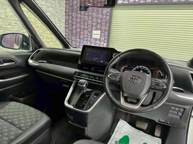 ヴォクシー S-Z 4WD ドライブレコーダー ETC 全周囲カメラ オートクルーズコントロール パークアシスト 衝突被害軽減システム 両側電動スライドドア オートマチックハイビーム オートライト LEDヘッドランプ(41枚目)