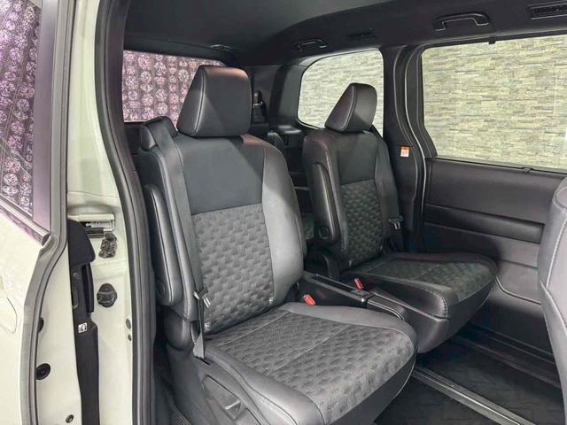 ヴォクシー S-Z 4WD ドライブレコーダー ETC 全周囲カメラ オートクルーズコントロール パークアシスト 衝突被害軽減システム 両側電動スライドドア オートマチックハイビーム オートライト LEDヘッドランプ(45枚目)