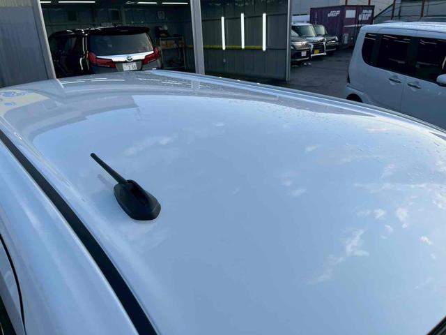 ムーヴキャンバス ストライプスＧ　ＥＴＣ　両側電動スライドドア　ＴＶ　クリアランスソナー　衝突被害軽減システム　オートライト　スマートキー　アイドリングストップ　電動格納ミラー　シートヒーター　ベンチシート　ＣＶＴ　ＥＳＣ　ＣＤ（10枚目）