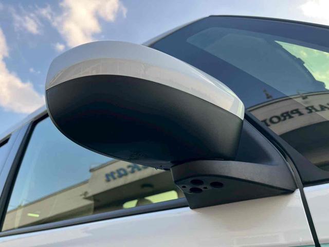 ムーヴキャンバス ストライプスＧ　ＥＴＣ　両側電動スライドドア　ＴＶ　クリアランスソナー　衝突被害軽減システム　オートライト　スマートキー　アイドリングストップ　電動格納ミラー　シートヒーター　ベンチシート　ＣＶＴ　ＥＳＣ　ＣＤ（11枚目）