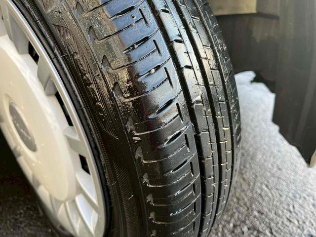 ムーヴキャンバス ストライプスＧ　ＥＴＣ　両側電動スライドドア　ＴＶ　クリアランスソナー　衝突被害軽減システム　オートライト　スマートキー　アイドリングストップ　電動格納ミラー　シートヒーター　ベンチシート　ＣＶＴ　ＥＳＣ　ＣＤ（14枚目）