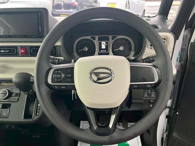 ムーヴキャンバス ストライプスＧ　ＥＴＣ　両側電動スライドドア　ＴＶ　クリアランスソナー　衝突被害軽減システム　オートライト　スマートキー　アイドリングストップ　電動格納ミラー　シートヒーター　ベンチシート　ＣＶＴ　ＥＳＣ　ＣＤ（17枚目）