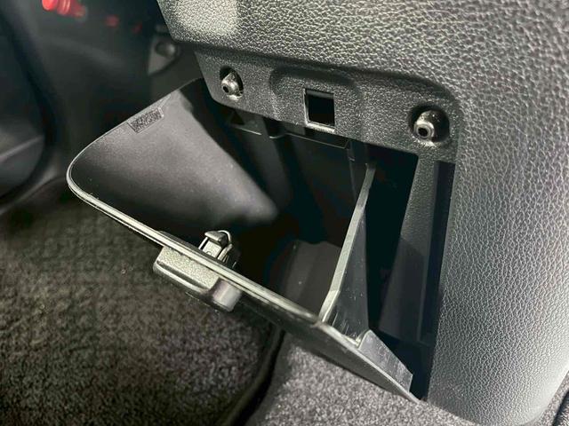 ムーヴキャンバス ストライプスＧ　ＥＴＣ　両側電動スライドドア　ＴＶ　クリアランスソナー　衝突被害軽減システム　オートライト　スマートキー　アイドリングストップ　電動格納ミラー　シートヒーター　ベンチシート　ＣＶＴ　ＥＳＣ　ＣＤ（39枚目）