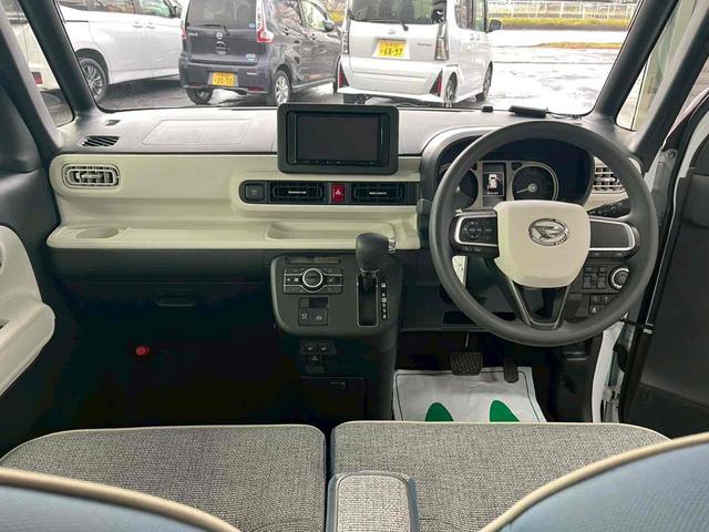 ムーヴキャンバス ストライプスＧ　ＥＴＣ　両側電動スライドドア　ＴＶ　クリアランスソナー　衝突被害軽減システム　オートライト　スマートキー　アイドリングストップ　電動格納ミラー　シートヒーター　ベンチシート　ＣＶＴ　ＥＳＣ　ＣＤ（57枚目）