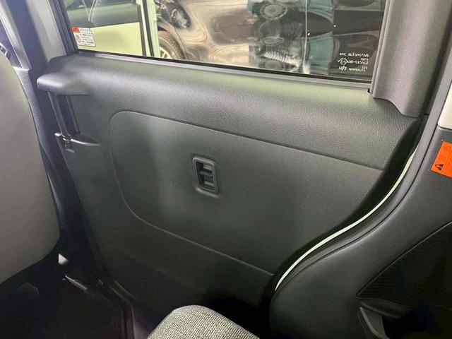 ムーヴキャンバス ストライプスＧ　ＥＴＣ　両側電動スライドドア　ＴＶ　クリアランスソナー　衝突被害軽減システム　オートライト　スマートキー　アイドリングストップ　電動格納ミラー　シートヒーター　ベンチシート　ＣＶＴ　ＥＳＣ　ＣＤ（60枚目）