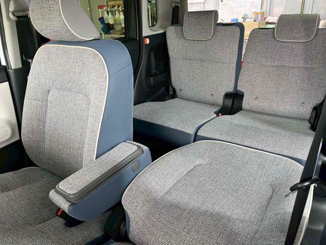 ムーヴキャンバス ストライプスＧ　ＥＴＣ　両側電動スライドドア　ＴＶ　クリアランスソナー　衝突被害軽減システム　オートライト　スマートキー　アイドリングストップ　電動格納ミラー　シートヒーター　ベンチシート　ＣＶＴ　ＥＳＣ　ＣＤ（70枚目）