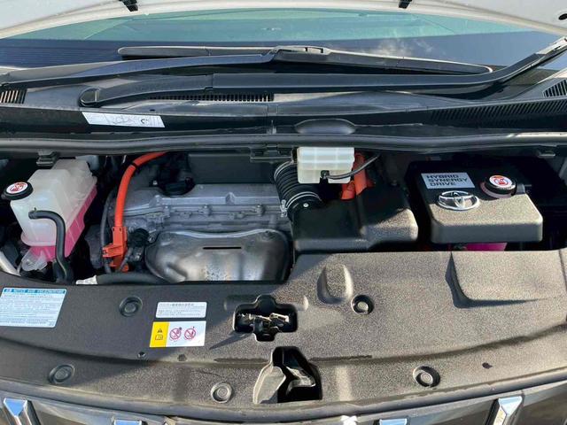 アルファードハイブリッド エグゼクティブラウンジＳ　４ＷＤ　バックカメラ　サイドカメラ　ナビ　ＴＶ　クリアランスソナー　オートクルーズコントロール　レーンアシスト　衝突被害軽減システム　両側電動スライドドア　オートマチックハイビーム　オートライト（22枚目）