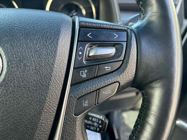 アルファードハイブリッド エグゼクティブラウンジＳ　４ＷＤ　バックカメラ　サイドカメラ　ナビ　ＴＶ　クリアランスソナー　オートクルーズコントロール　レーンアシスト　衝突被害軽減システム　両側電動スライドドア　オートマチックハイビーム　オートライト（37枚目）