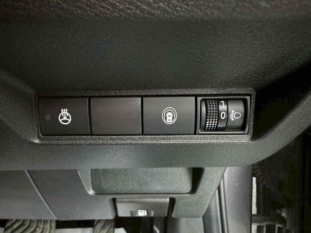 ノート X FOUR 4WD ドライブレコーダー ETC バックカメラ ナビ クリアランスソナー 衝突被害軽減システム オートマチックハイビーム オートライト スマートキー アイドリングストップ 電動格納ミラー(32枚目)