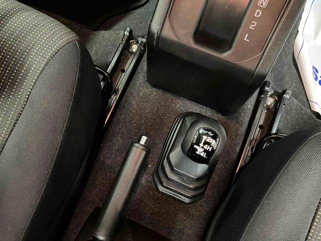 ジムニー XC 4WD ワンオーナー ETC オートクルーズコントロール レーンアシスト 衝突被害軽減システム オートライト LEDヘッドランプ ヘッドライトウォッシャー スマートキー アイドリングストップ(33枚目)
