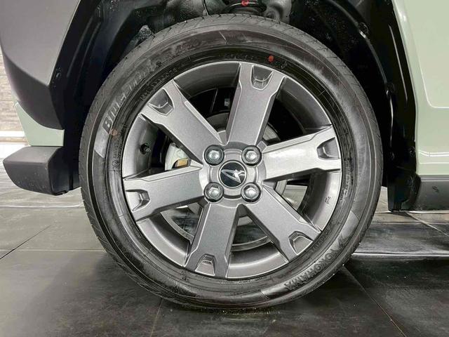 タフト 　４ＷＤ　クリアランスソナー　オートクルーズコントロール　衝突被害軽減システム　オートライト　スマートキー　アイドリングストップ　電動格納ミラー　シートヒーター　サンルーフ　ＣＶＴ　ＥＳＣ（17枚目）