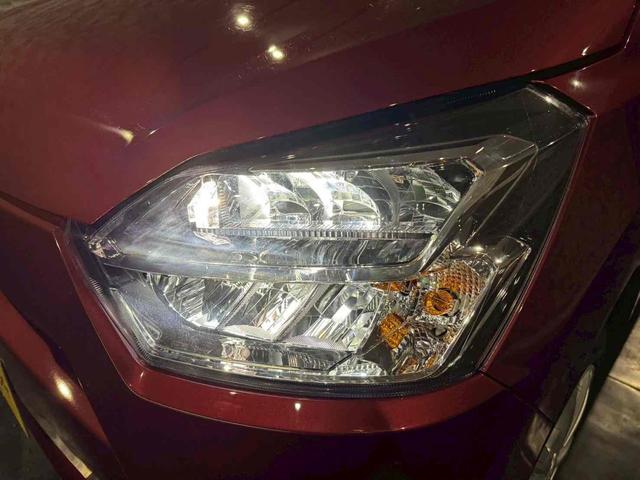 ミライース Ｘ　リミテッドＳＡＩＩＩ　クリアランスソナー　衝突被害軽減システム　オートマチックハイビーム　オートライト　アイドリングストップ　電動格納ミラー　ＣＶＴ　ＥＳＣ　ＣＤ　アルミホイール　エアコン　パワーウィンドウ（12枚目）