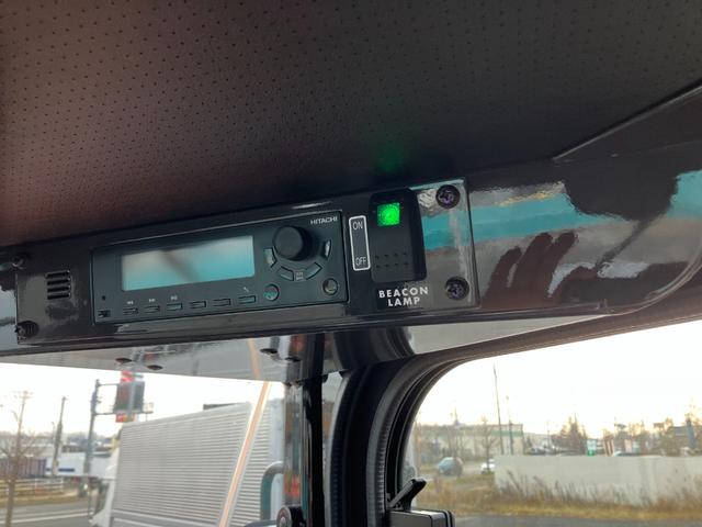 日本 　日立　ＺＷ８０Ｓ－５Ｂ　０．９立米　バケット幅１９９ｃｍ　スノースパイクタイヤ　ダブルヒーター　　ディーゼル（11枚目）