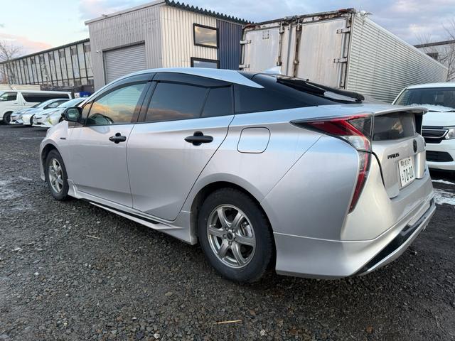 プリウス S 4WD バックカメラ(8枚目)