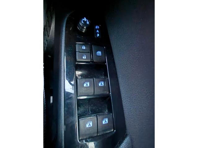 プリウス S 4WD バックカメラ(18枚目)