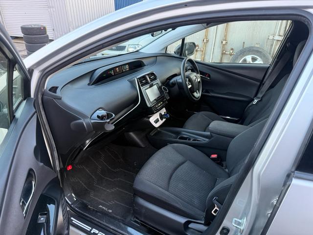 プリウス S 4WD バックカメラ(21枚目)