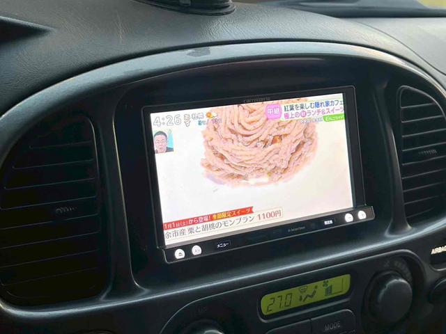 セコイア 4WD 左ハンドル バックカメラ パワーシート サンルーフ ナビ TV アルミホイール キーレスエントリー シートヒーター AT Bluetooth エアコン パワーウィンドウ 運転席エアバッグ(4枚目)