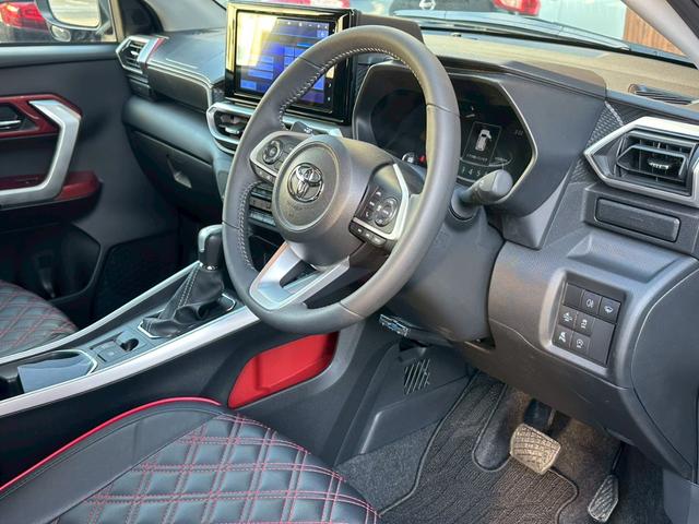 ライズ Ｚ　寒冷地仕様　純正９インチフルセグナビ　全方位カメラ　スマートアシスト　レーダークルーズコントロール　シートヒーター　ＬＥＤヘッドライト　シートカバー（5枚目）