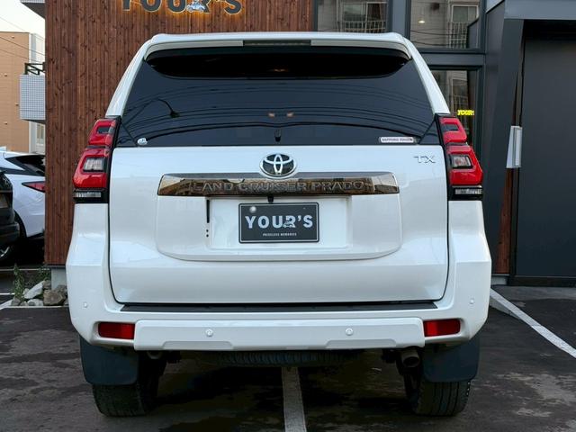 ランドクルーザープラド ＴＸ　Ｌパッケージ　７０ｔｈアニバーサリーリミテッド　ワンオーナー　禁煙車　ルーフレール　トヨタ純正ナビ　ＥＴＣ　バックカメラ　純正１８インチホイール　電動シート　　シートベンチレーション　レーダークルーズコントロール　７０Ｔｈ純正フロアマット（52枚目）