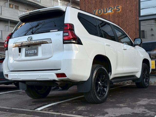 ランドクルーザープラド ＴＸ　Ｌパッケージ　７０ｔｈアニバーサリーリミテッド　ワンオーナー　禁煙車　ルーフレール　トヨタ純正ナビ　ＥＴＣ　バックカメラ　純正１８インチホイール　電動シート　　シートベンチレーション　レーダークルーズコントロール　７０Ｔｈ純正フロアマット（61枚目）