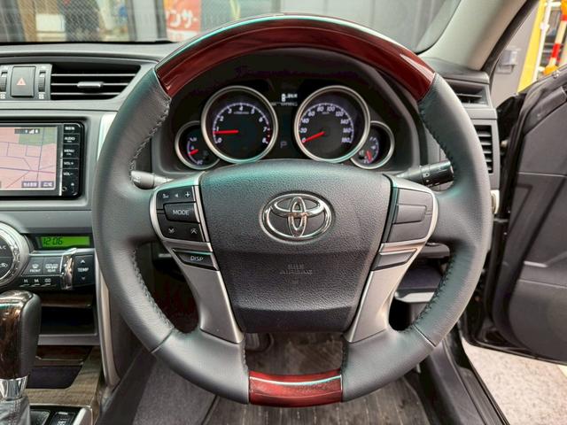 マークX 250G Four ユーザー買取車両 純正ホイール 純正ナビ Bluetooth プッシュスタート ETC 運転席電動シート ステアリングスイッチ オートエアコン 横滑り防止装置(3枚目)