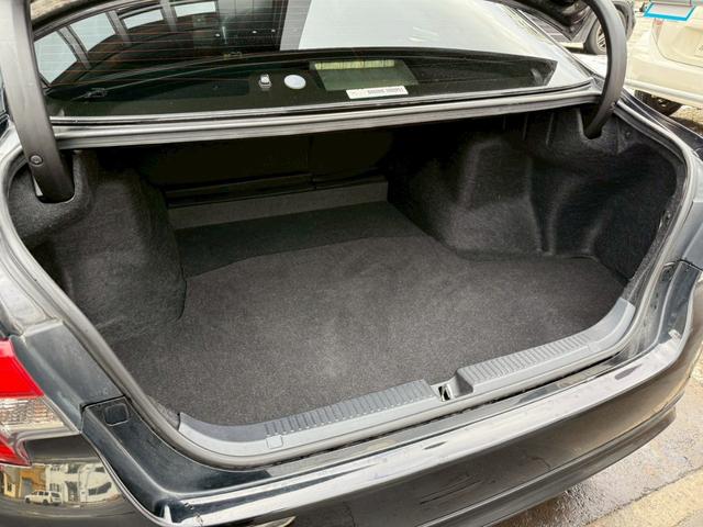 マークX 250G Four ユーザー買取車両 純正ホイール 純正ナビ Bluetooth プッシュスタート ETC 運転席電動シート ステアリングスイッチ オートエアコン 横滑り防止装置(23枚目)