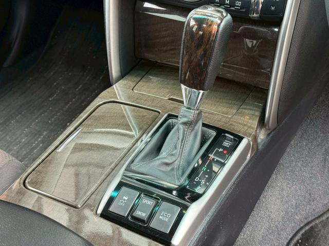 マークX 250G Four ユーザー買取車両 純正ホイール 純正ナビ Bluetooth プッシュスタート ETC 運転席電動シート ステアリングスイッチ オートエアコン 横滑り防止装置(59枚目)