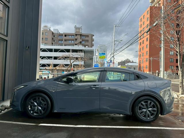 プリウス G 4WD 寒冷地仕様夏冬タイヤAW付 純正8インチディスプレイオーディオ バックカメラ ETC 前後ドラレコ(30枚目)